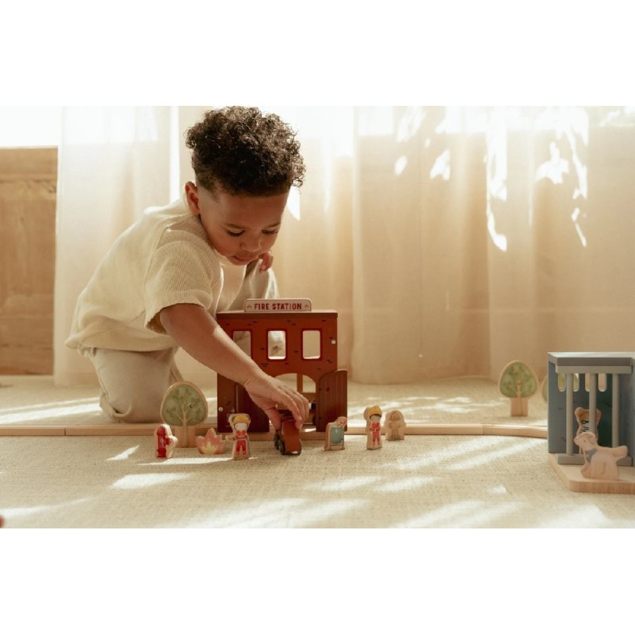 1092 Estación de Bomberos de Madera 1092 Estación de Bomberos de Madera